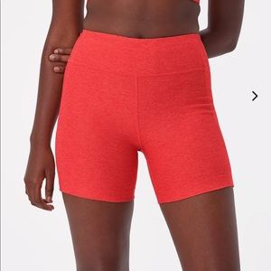 Outdoor voices warm up short